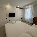 Carpediem Hotel